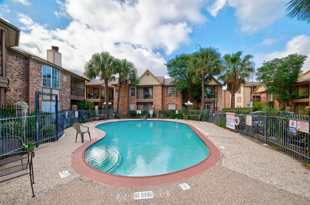 2121 Hepburn Street 1106, Houston, TX 77054