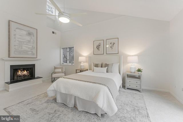 2261 CEDAR COVE CT, Reston, VA 20191