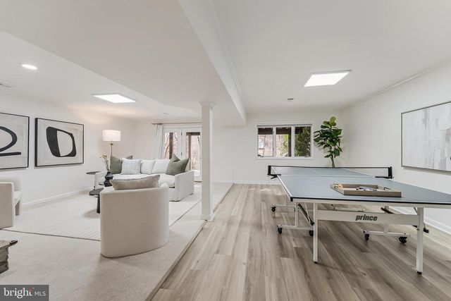 2261 CEDAR COVE CT, Reston, VA 20191