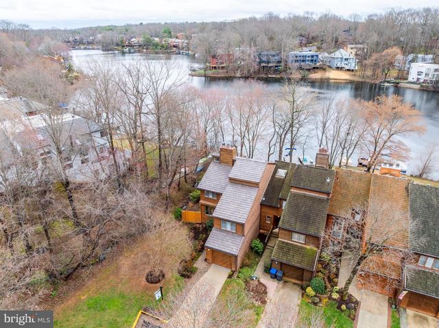 2261 CEDAR COVE CT, Reston, VA 20191