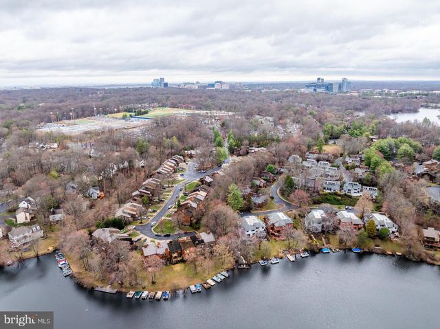 2261 CEDAR COVE CT, Reston, VA 20191