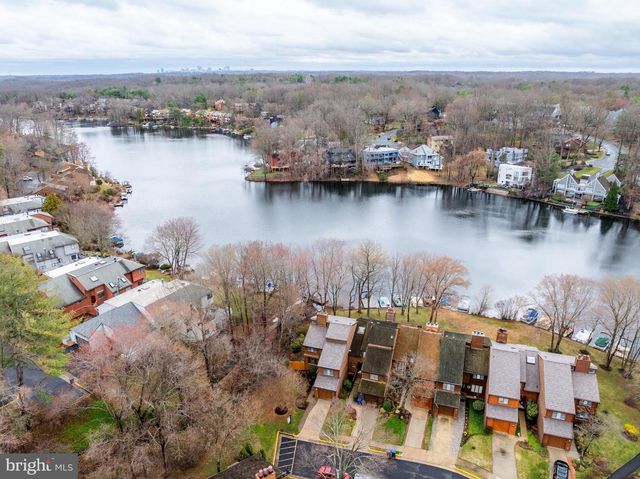 2261 CEDAR COVE CT, Reston, VA 20191