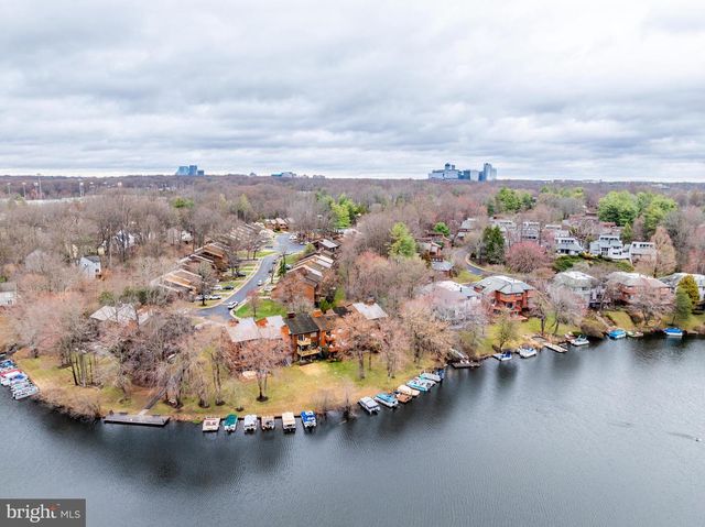 2261 CEDAR COVE CT, Reston, VA 20191