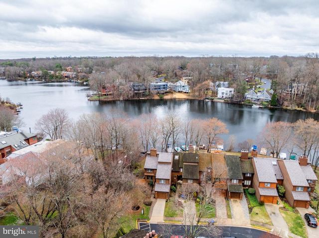 2261 CEDAR COVE CT, Reston, VA 20191