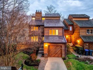 2261 CEDAR COVE CT, Reston, VA 20191