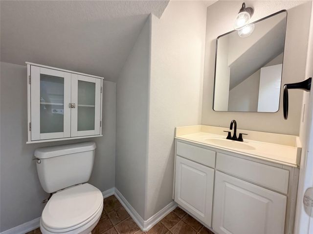 9881 Hyacinth Way, Conroe, TX 77385