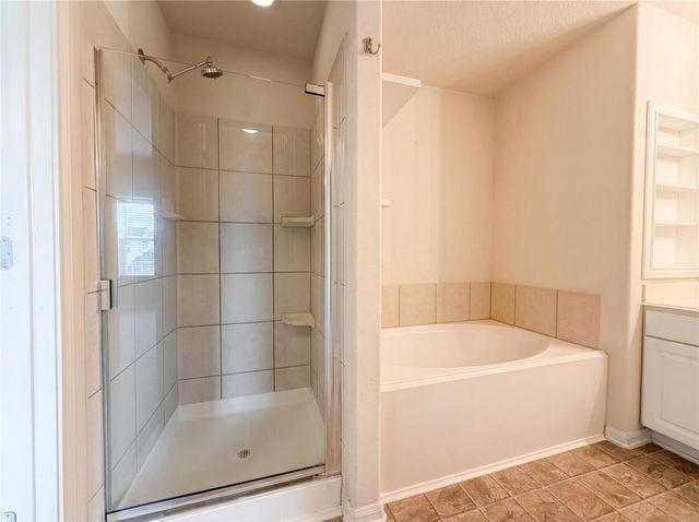 9881 Hyacinth Way, Conroe, TX 77385