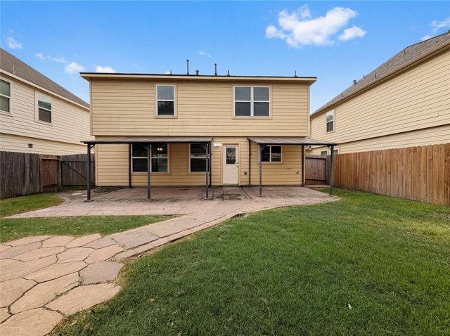 9881 Hyacinth Way, Conroe, TX 77385