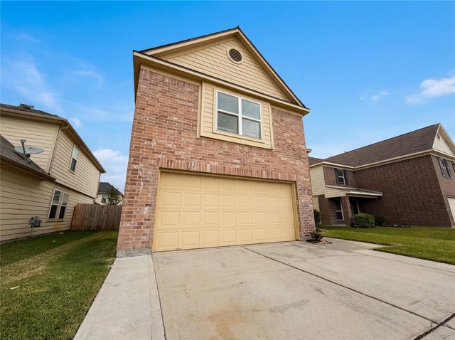 9881 Hyacinth Way, Conroe, TX 77385