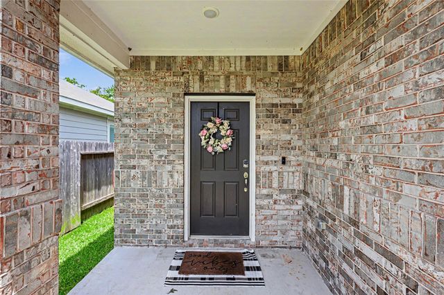 24718 Russet Bluff Trail, Houston, TX 77336