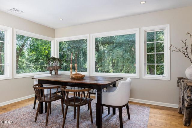4086 Hampstead Road, La Canada Flintridge, CA 91011