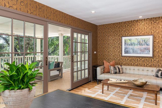 4086 Hampstead Road, La Canada Flintridge, CA 91011