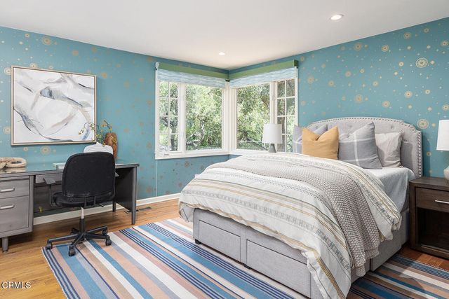 4086 Hampstead Road, La Canada Flintridge, CA 91011