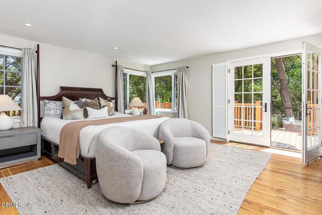 4086 Hampstead Road, La Canada Flintridge, CA 91011