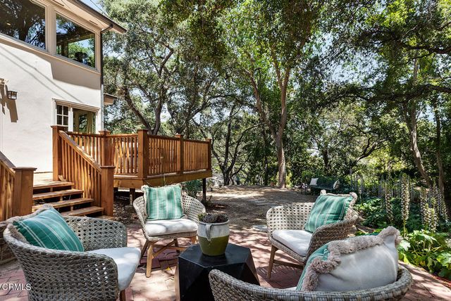 4086 Hampstead Road, La Canada Flintridge, CA 91011