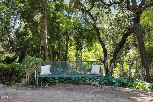 4086 Hampstead Road, La Canada Flintridge, CA 91011
