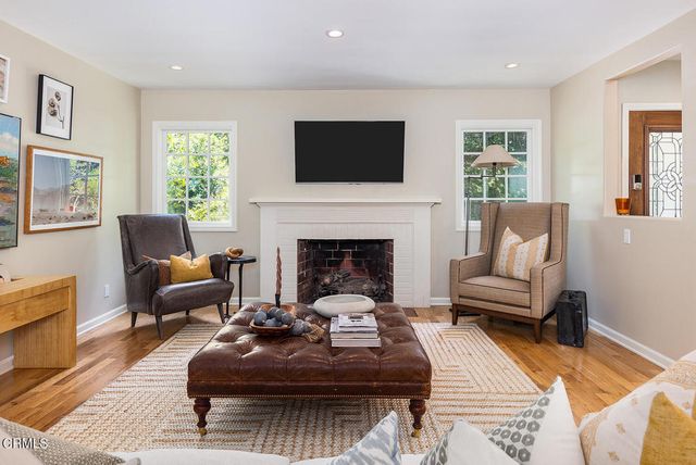 4086 Hampstead Road, La Canada Flintridge, CA 91011