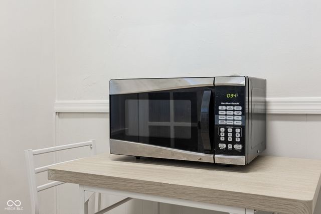 784 Woodruff Place East Drive 2, Indianapolis, IN 46201