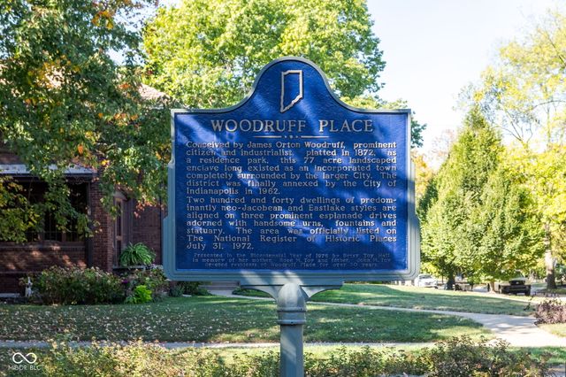 784 Woodruff Place East Drive 2, Indianapolis, IN 46201