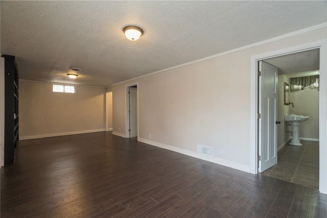 1325 36th Street SE, Cedar Rapids, IA 52403