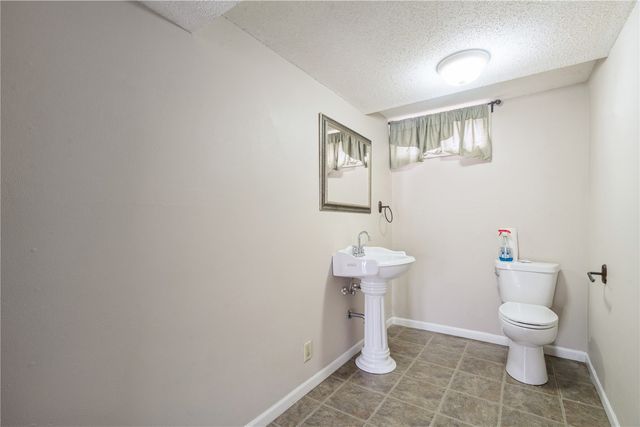 1325 36th Street SE, Cedar Rapids, IA 52403