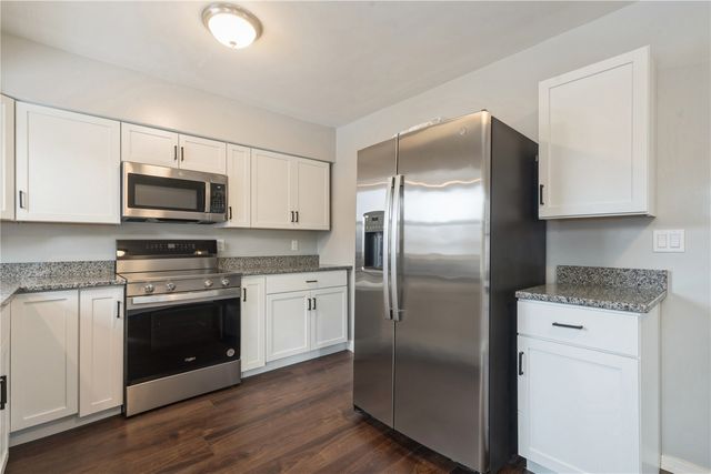 1325 36th Street SE, Cedar Rapids, IA 52403