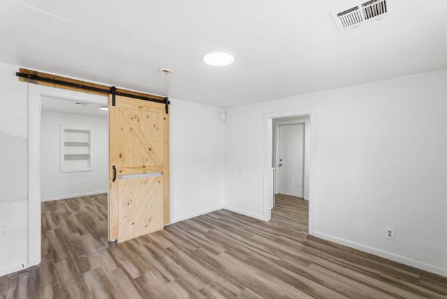 1801 S Glenn, Wichita, KS 67203