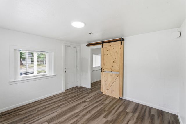 1801 S Glenn, Wichita, KS 67203