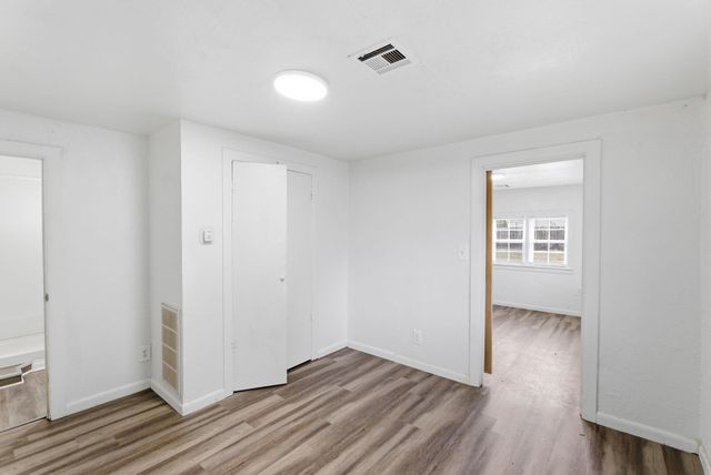 1801 S Glenn, Wichita, KS 67203