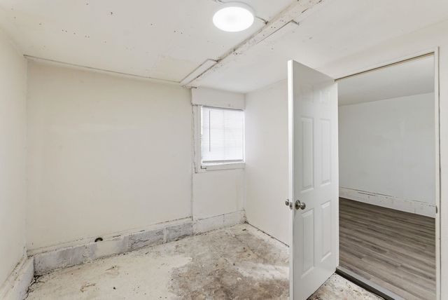 1801 S Glenn, Wichita, KS 67203