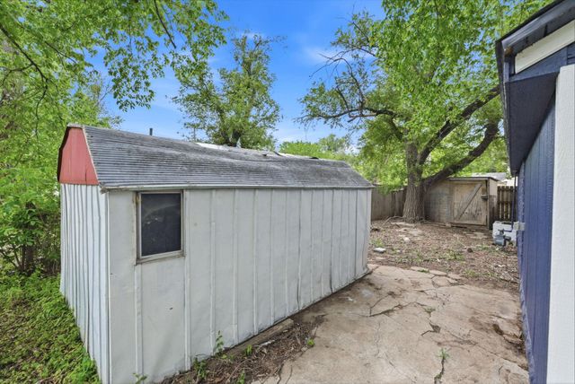 1801 S Glenn, Wichita, KS 67203