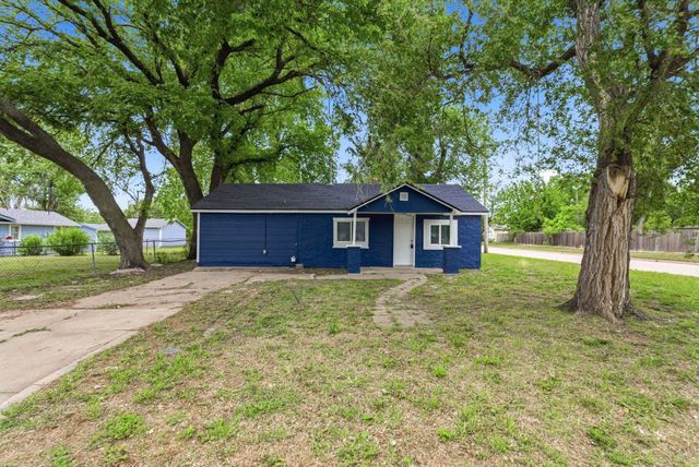 1801 S Glenn, Wichita, KS 67203