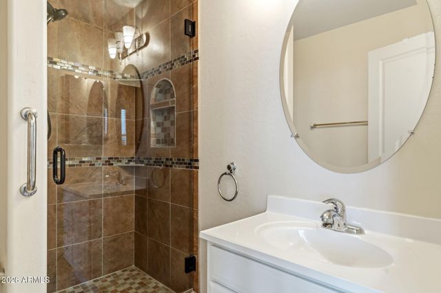 29424 N 49th Street, Cave Creek, AZ 85331