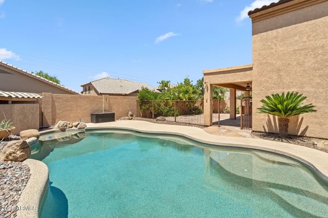 29424 N 49th Street, Cave Creek, AZ 85331