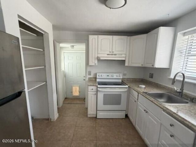 620 1ST Street, Jacksonville Beach, FL 32250
