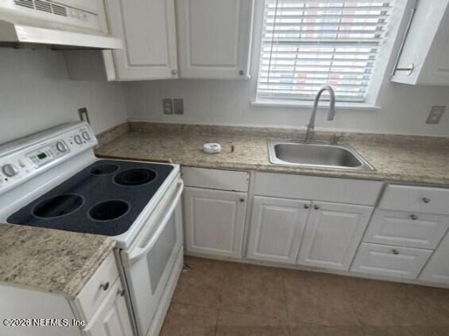 620 1ST Street, Jacksonville Beach, FL 32250