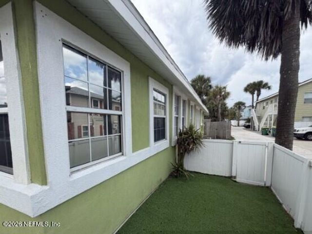 620 1ST Street, Jacksonville Beach, FL 32250