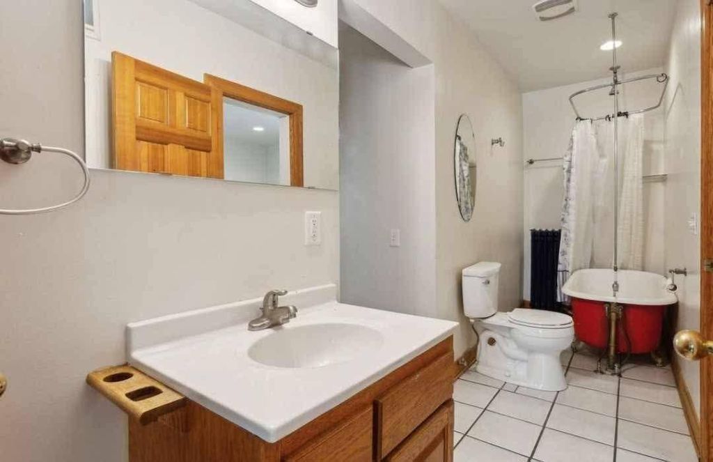 3126 Logan Avenue N, Minneapolis, MN 55411 — photo 2