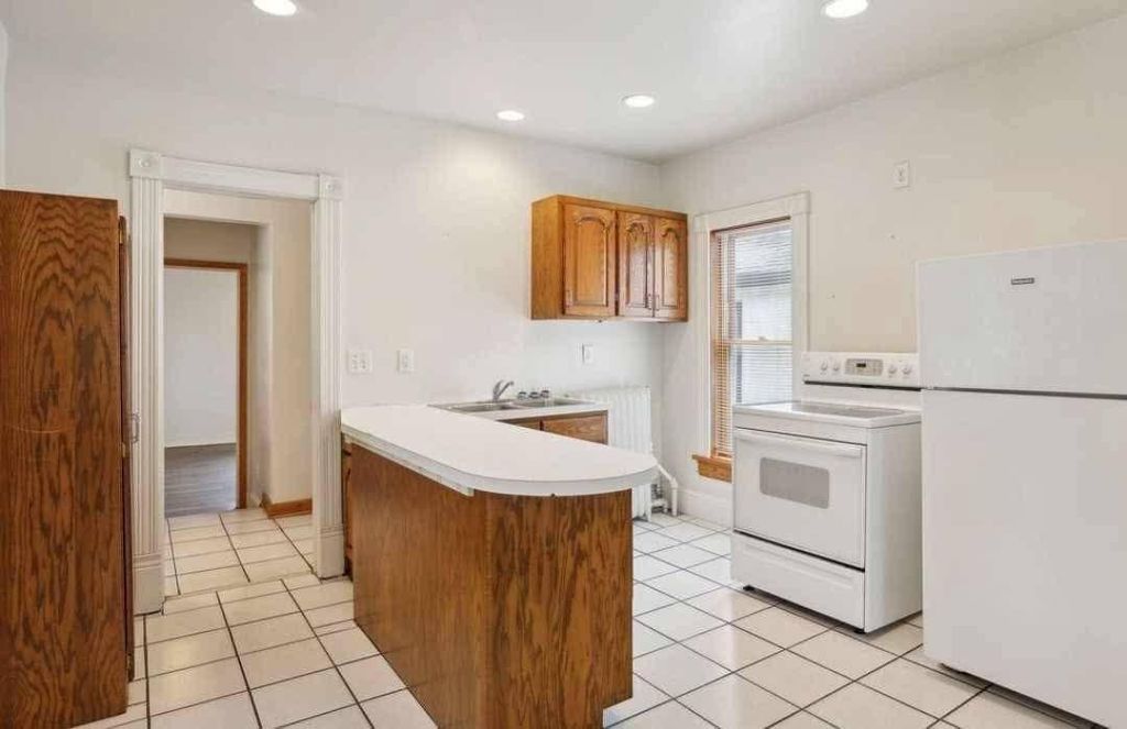 3126 Logan Avenue N, Minneapolis, MN 55411 — photo 3