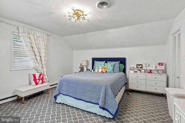 416 DUTTON MILL RD, Malvern, PA 19355