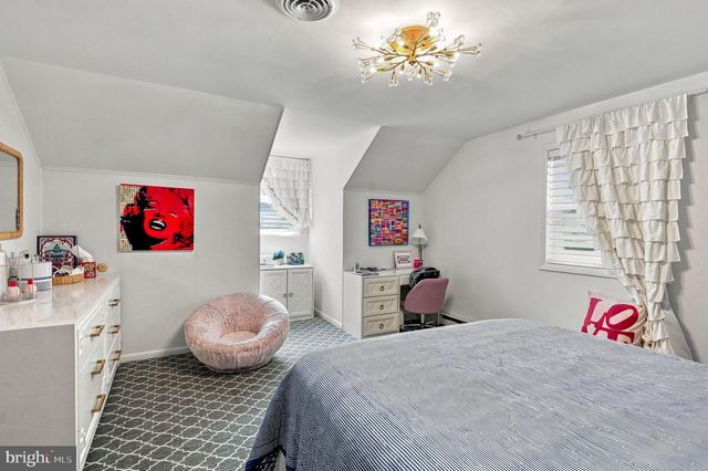 416 DUTTON MILL RD, Malvern, PA 19355