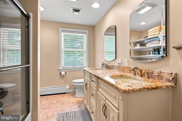 416 DUTTON MILL RD, Malvern, PA 19355