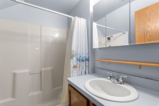 N6957 Jennifer DRIVE, Plymouth, WI 53073