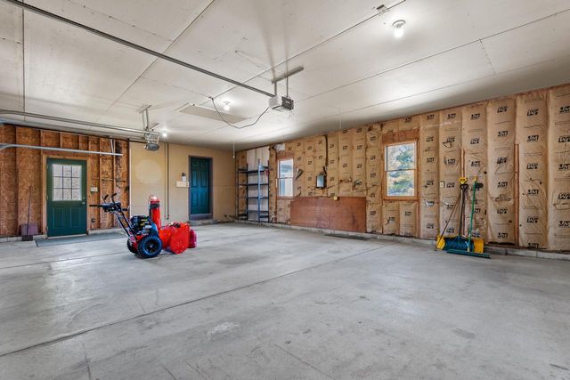 N6957 Jennifer DRIVE, Plymouth, WI 53073