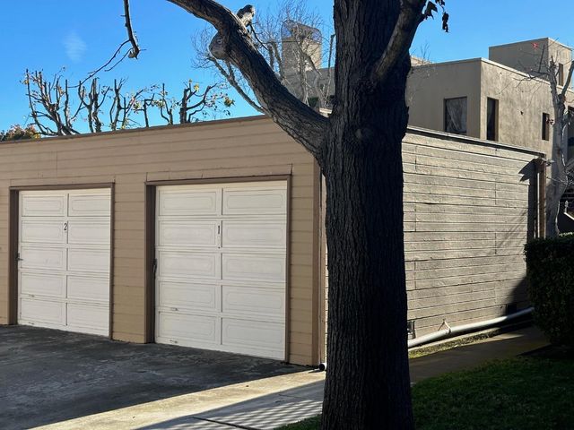 1067 Padre Drive 1, Salinas, CA 93901