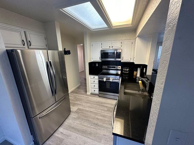 1067 Padre Drive 1, Salinas, CA 93901