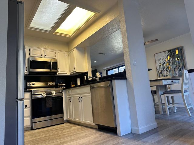1067 Padre Drive 1, Salinas, CA 93901