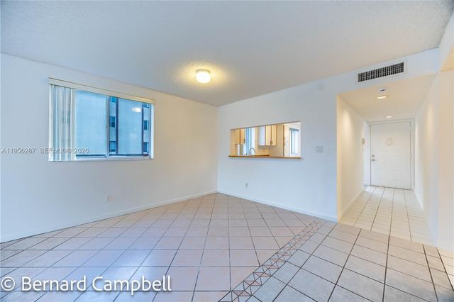 7264 S Devon Dr 112, Tamarac, FL 33321