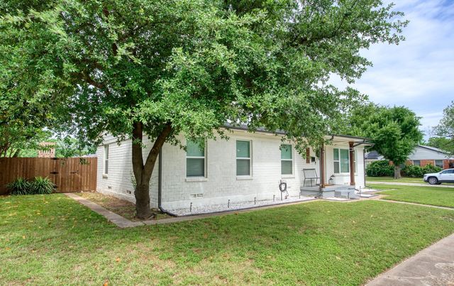 1601 Rindie Street, Irving, TX 75060