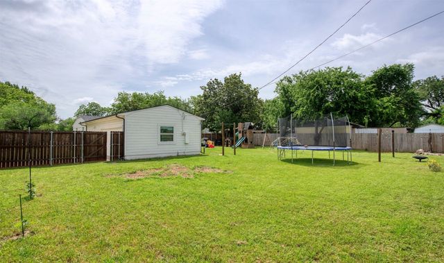 1601 Rindie Street, Irving, TX 75060